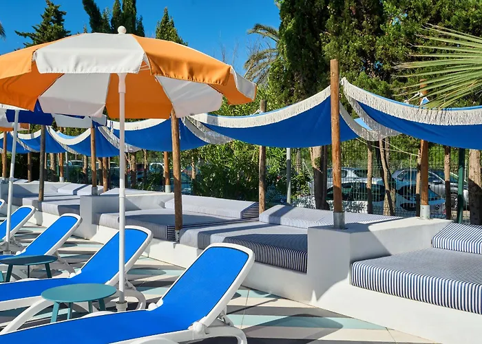  Tent Mojito Suites
